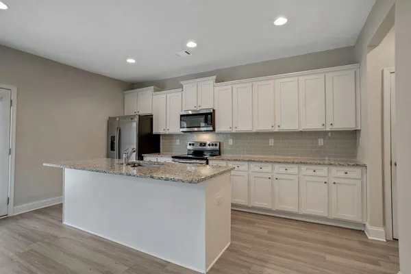 $2,730 | 112 Chase Landing Drive, Unit MARTIN, Loganville, GA 30052