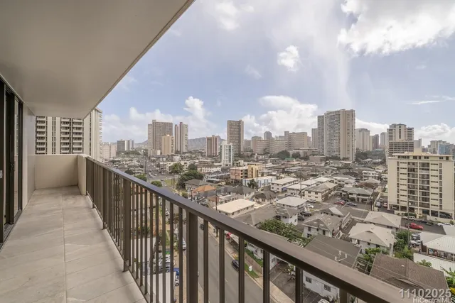 $2,595 | 2222 Citron Street, Unit 1401, Honolulu, HI 96826