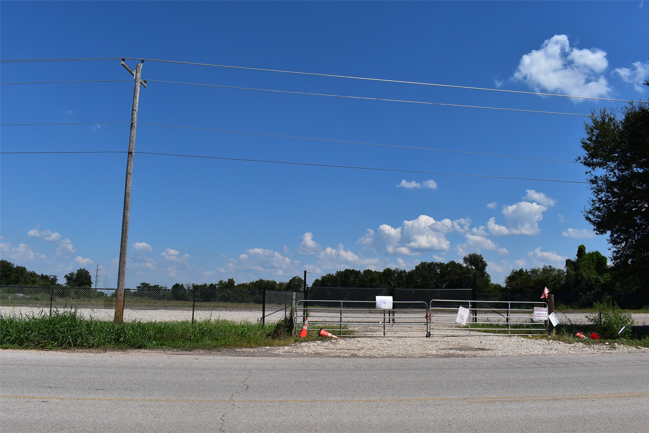 8911 FM 524 Road Sweeny, TX 77480 - Photo 2 of 19