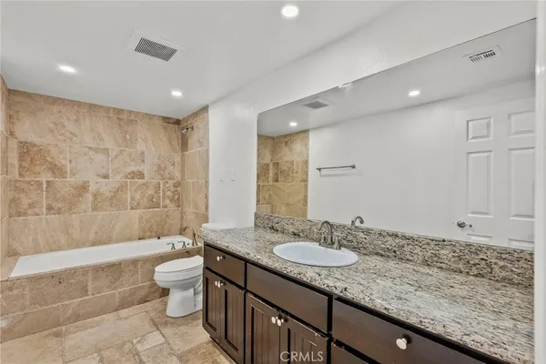 $4,950 | 1138 Lakeview Drive, Palmdale, CA 93551