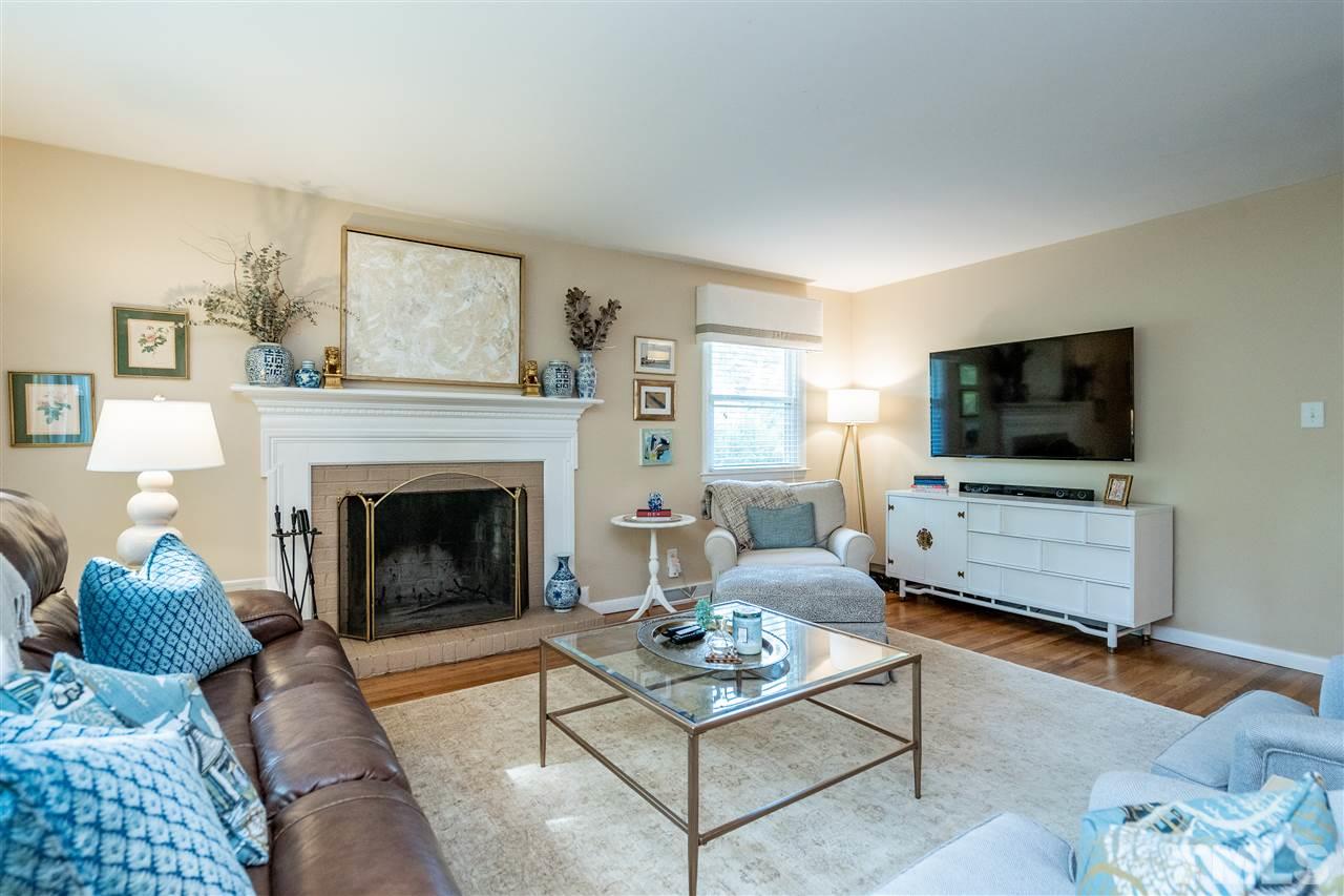 4824 Latimer Road Raleigh, NC 27609 - Photo 6 of 24
