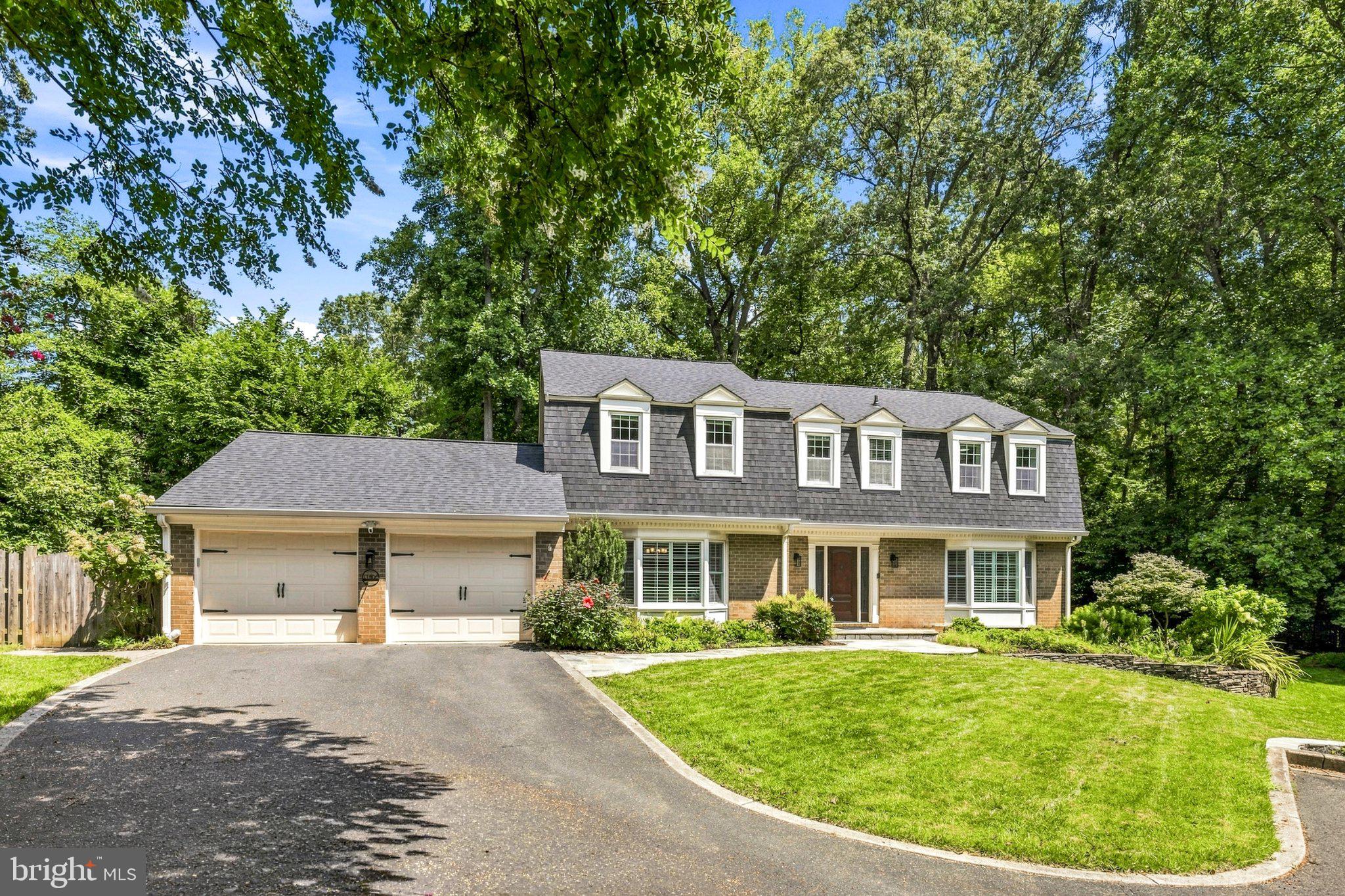 11800 Grey Birch Place Reston, VA 20191 - Photo 2 of 37 Gallery Image 2