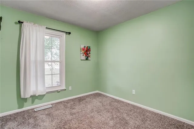 $439,000 | 13521 Polfer Road, Kansas City, KS 66109