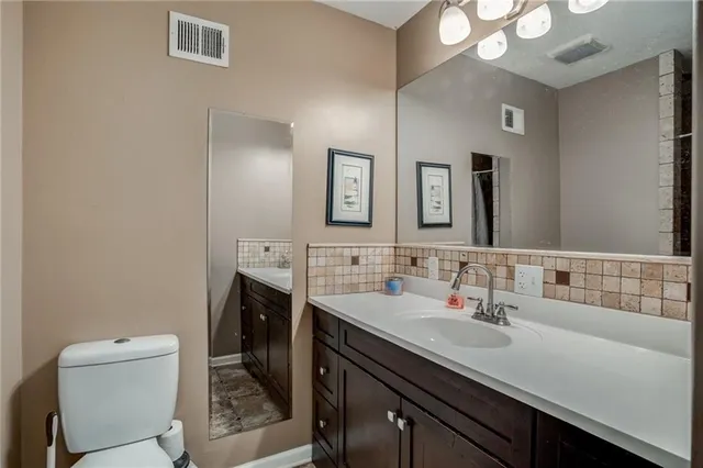 $439,000 | 13521 Polfer Road, Kansas City, KS 66109