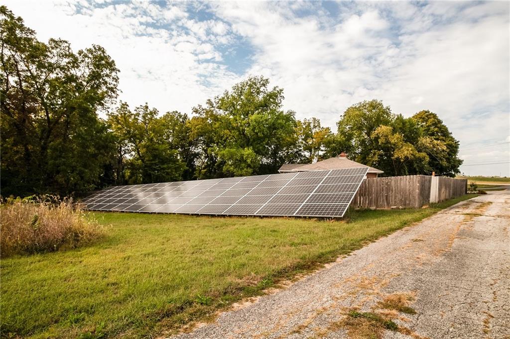 13521 Polfer Road Kansas City, KS 66109 - Photo 27 of 29