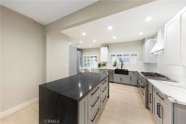 $1,499,000 | 19561 Pompano Lane, Unit 106, Huntington Beach, CA 92648