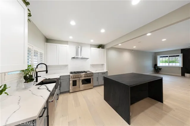 $1,499,000 | 19561 Pompano Lane, Unit 106, Huntington Beach, CA 92648