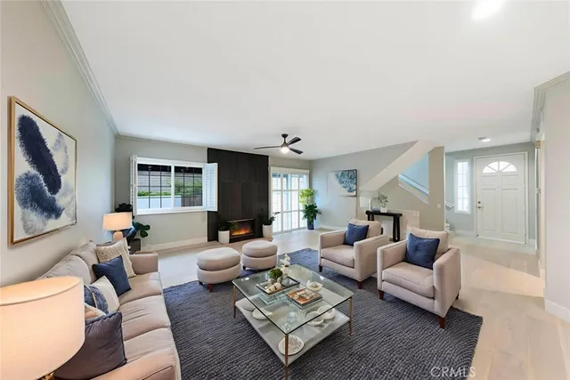 $1,499,000 | 19561 Pompano Lane, Unit 106, Huntington Beach, CA 92648