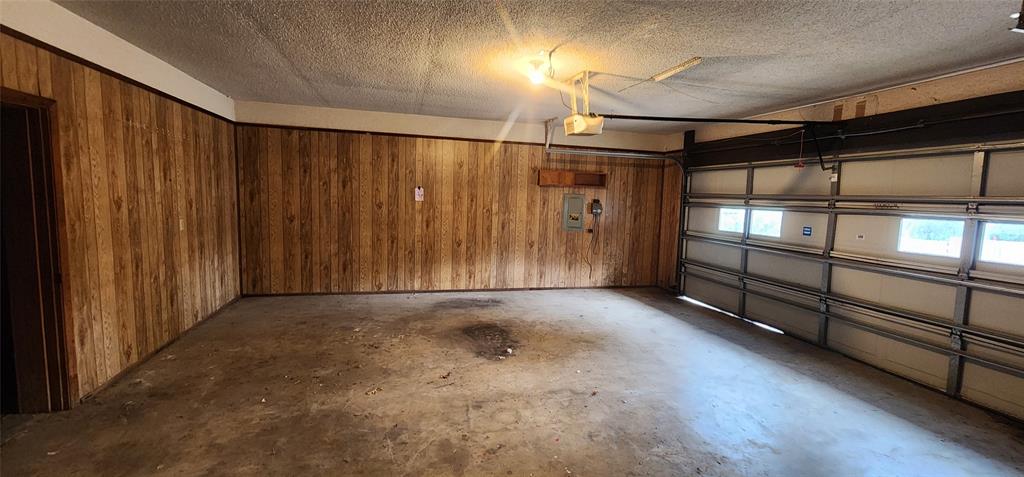 606 Queens Road Denison, TX 75020 - Photo 32 of 37