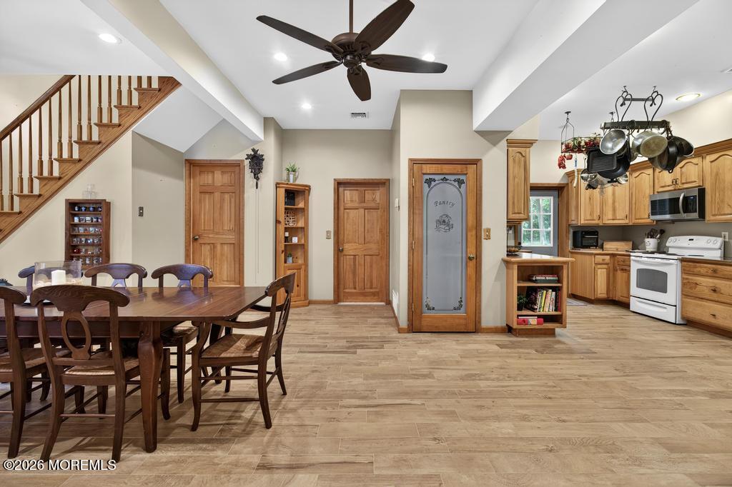 322 Kent Road Howell, NJ 07731 - Photo 25 of 53 Kitchen