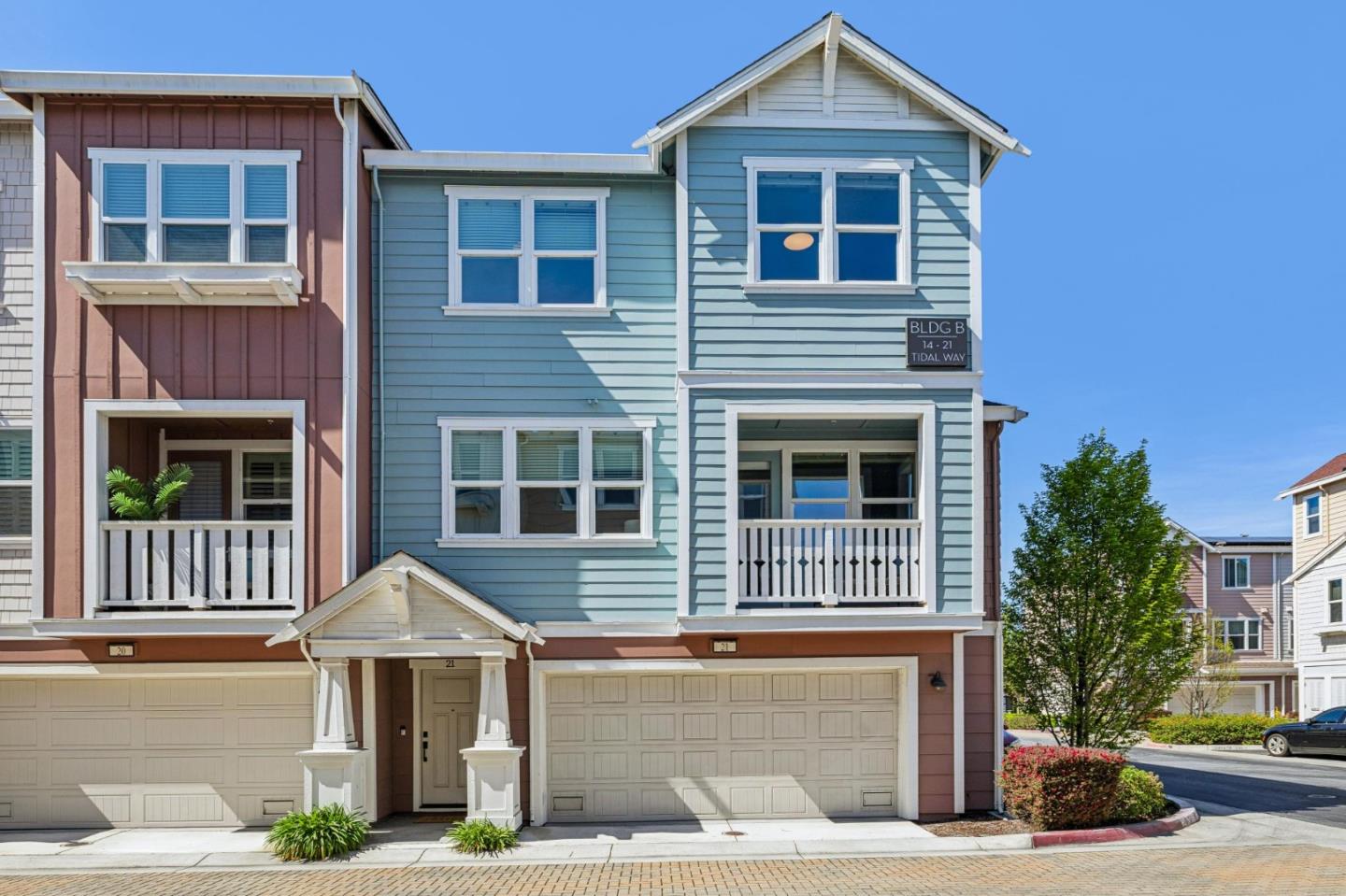 21 Tidal Way San Mateo, CA 94401 - Photo 2 of 22