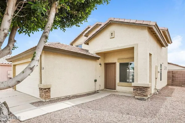 $1,880 | 3822 North 105th Lane, Avondale, AZ 85392