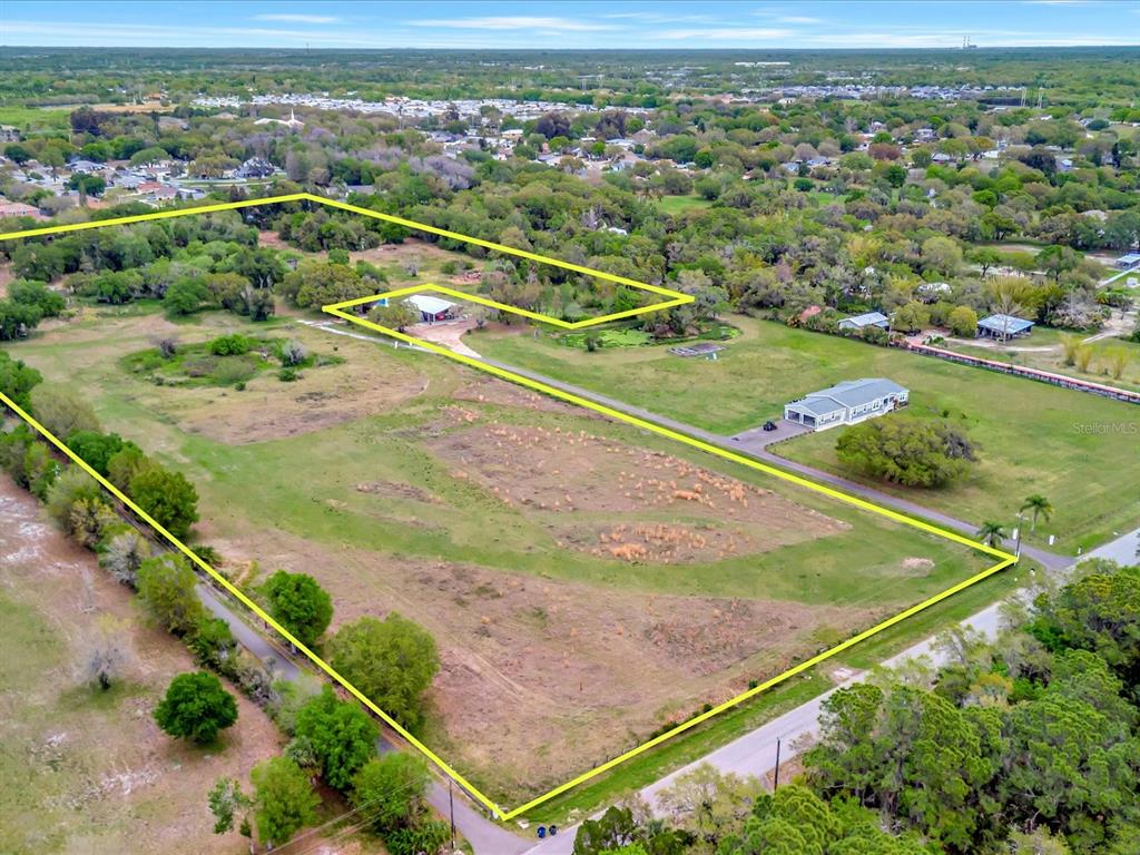 9120 25th Street East Parrish, FL 34219 - Photo 2 of 28