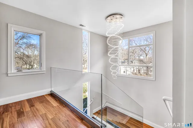 $949,900 | 1030 Beechlawn Terrace, Orange, CT 06477