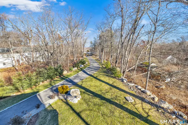 $949,900 | 1030 Beechlawn Terrace, Orange, CT 06477