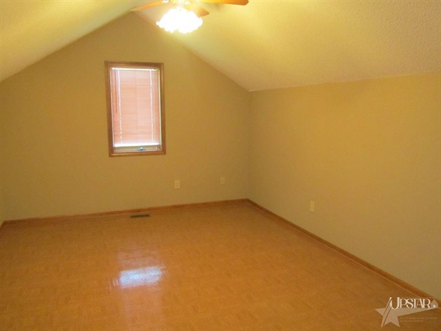 12512 North County Line Road East Spencerville, IN 46788 - Photo 18 of 23
