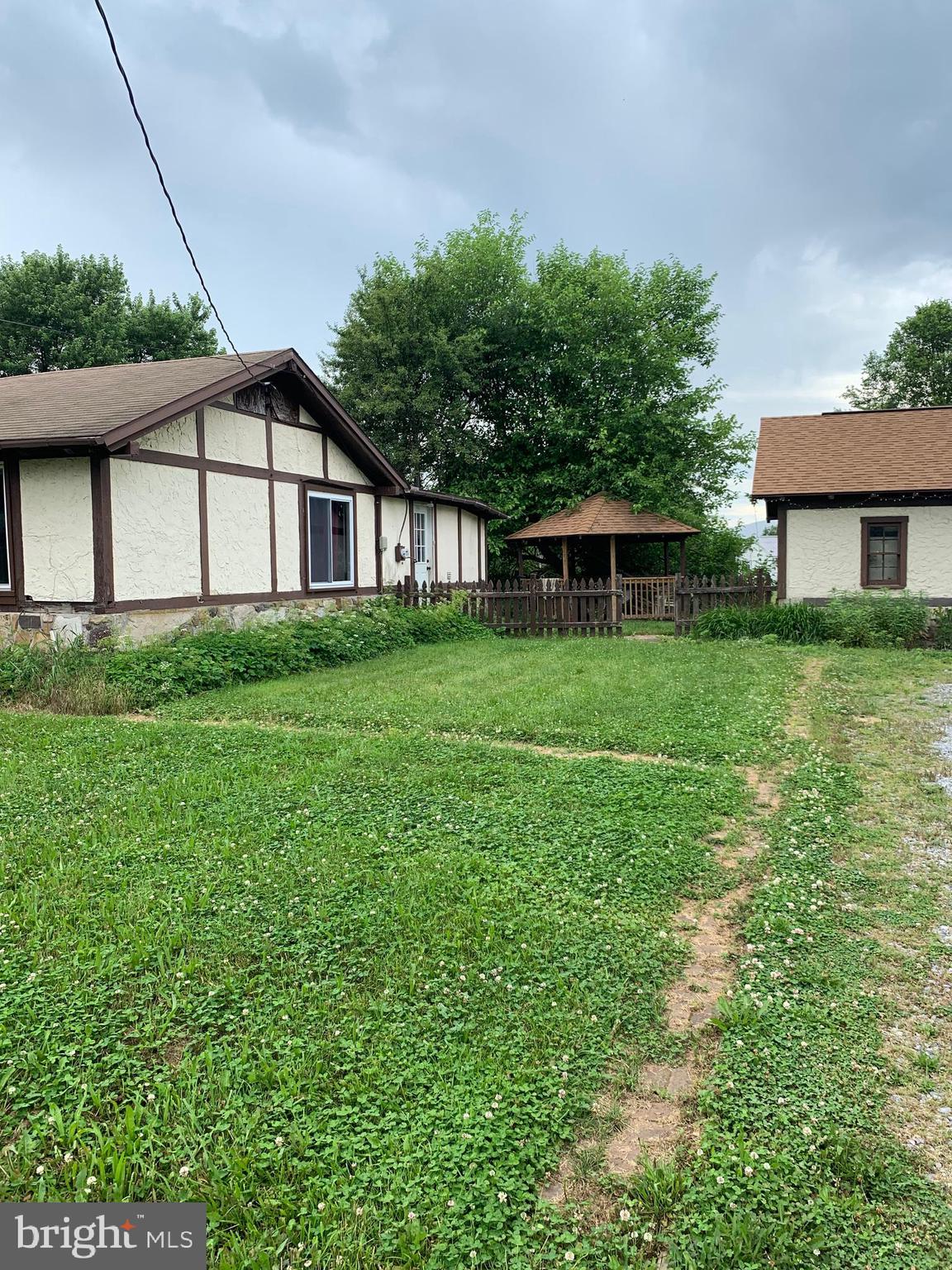 3180 Spring Road Carlisle, PA 17013 - Photo 3 of 13 Gallery Image 3