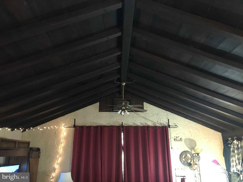 3180 Spring Road Carlisle, PA 17013 - Photo 6 of 13 Gallery Image 6