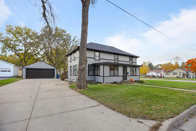$239,900 | 726 7th Avenue Northwest, Faribault, MN 55021
