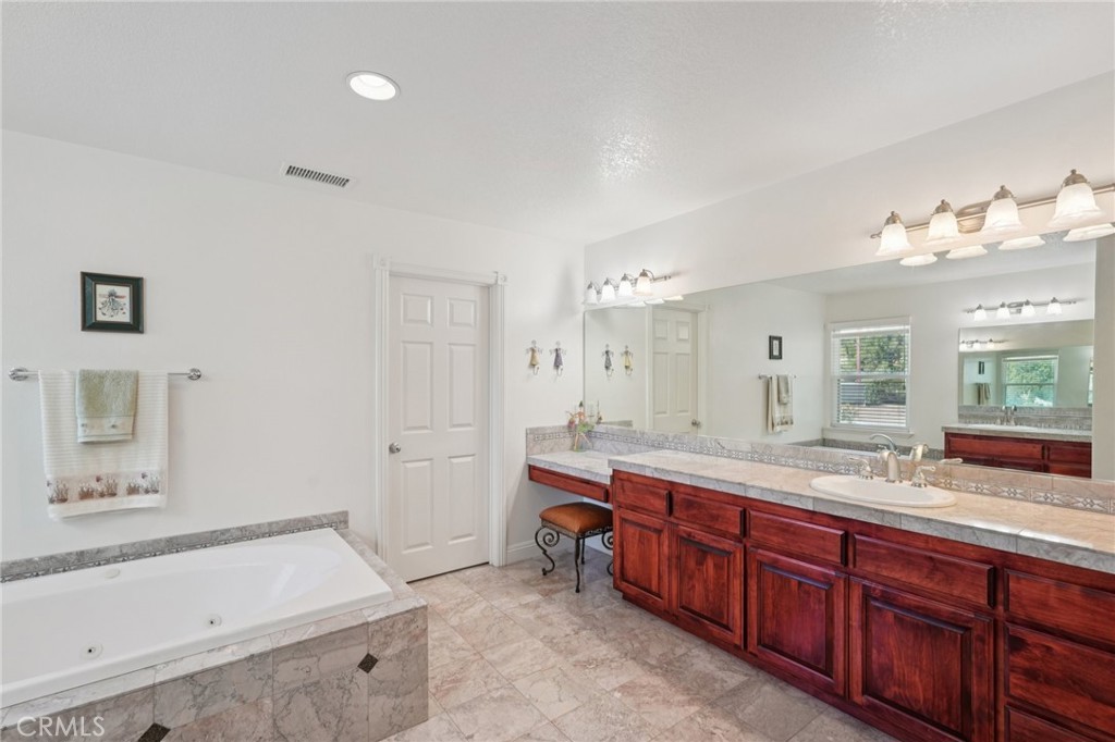 30810 Avenida Del Reposo Temecula, CA 92591 - Photo 33 of 75