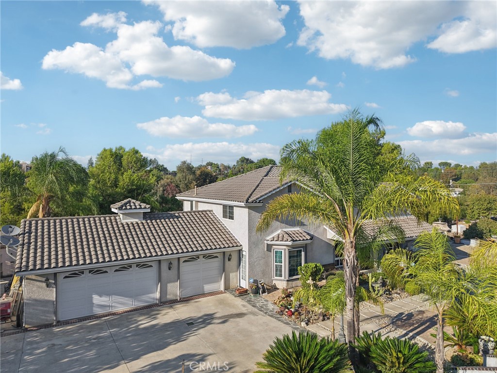 30810 Avenida Del Reposo Temecula, CA 92591 - Photo 49 of 75 a view of a house with a yard