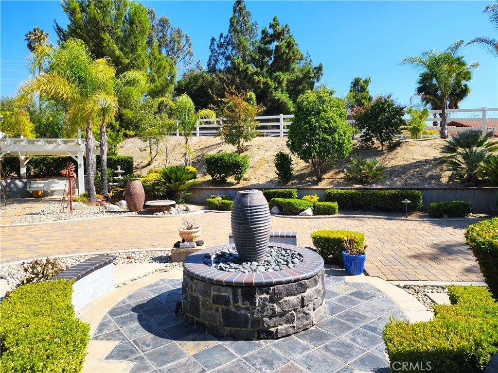 30810 Avenida Del Reposo Temecula, CA 92591 - Photo 58 of 75 a view of a swimming pool with a patio