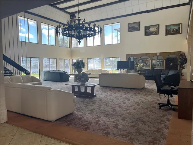 $100,000 | 4751 Northwest 21st Street, Unit 303, Lauderhill, FL 33313