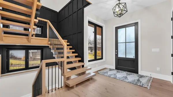 $1,680,000 | 525 Maple Street, Lake Geneva, WI 53147