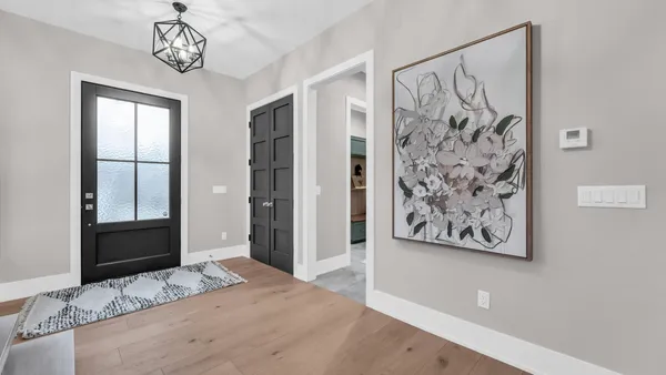 $1,680,000 | 525 Maple Street, Lake Geneva, WI 53147