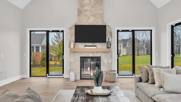 $1,680,000 | 525 Maple Street, Lake Geneva, WI 53147