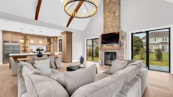 $1,680,000 | 525 Maple Street, Lake Geneva, WI 53147