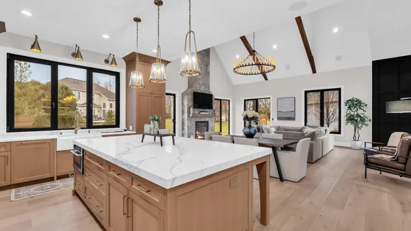 $1,680,000 | 525 Maple Street, Lake Geneva, WI 53147