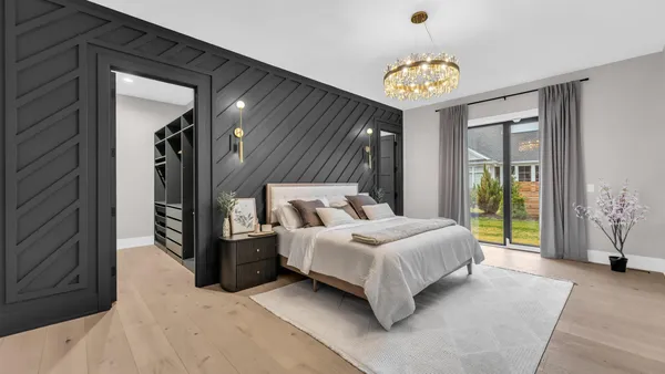 $1,680,000 | 525 Maple Street, Lake Geneva, WI 53147