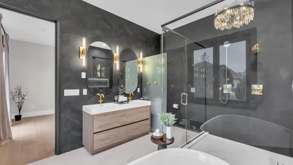 $1,680,000 | 525 Maple Street, Lake Geneva, WI 53147