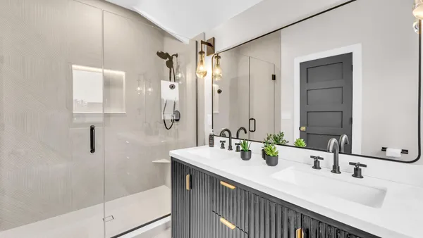 $1,680,000 | 525 Maple Street, Lake Geneva, WI 53147