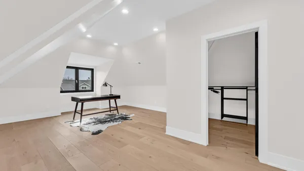 $1,680,000 | 525 Maple Street, Lake Geneva, WI 53147