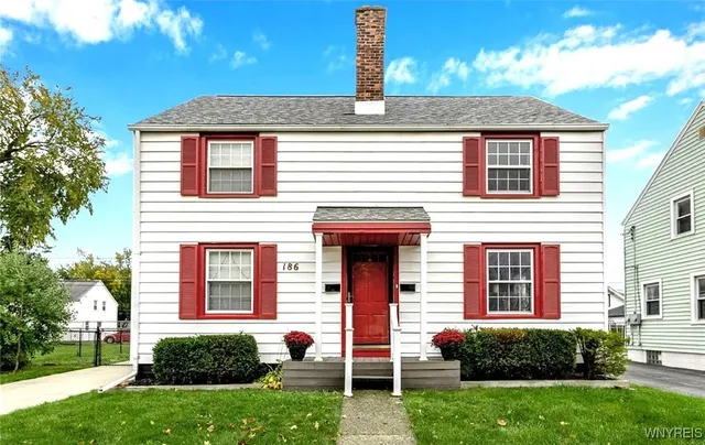 $299,900 | 186 Pullman Avenue, Tonawanda, NY 14217