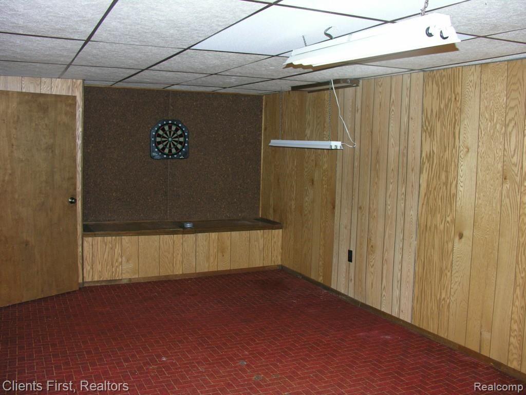 7615 Kingsbridge Road Canton, MI 48187 - Photo 48 of 49 Kingsbridge 044.jpg