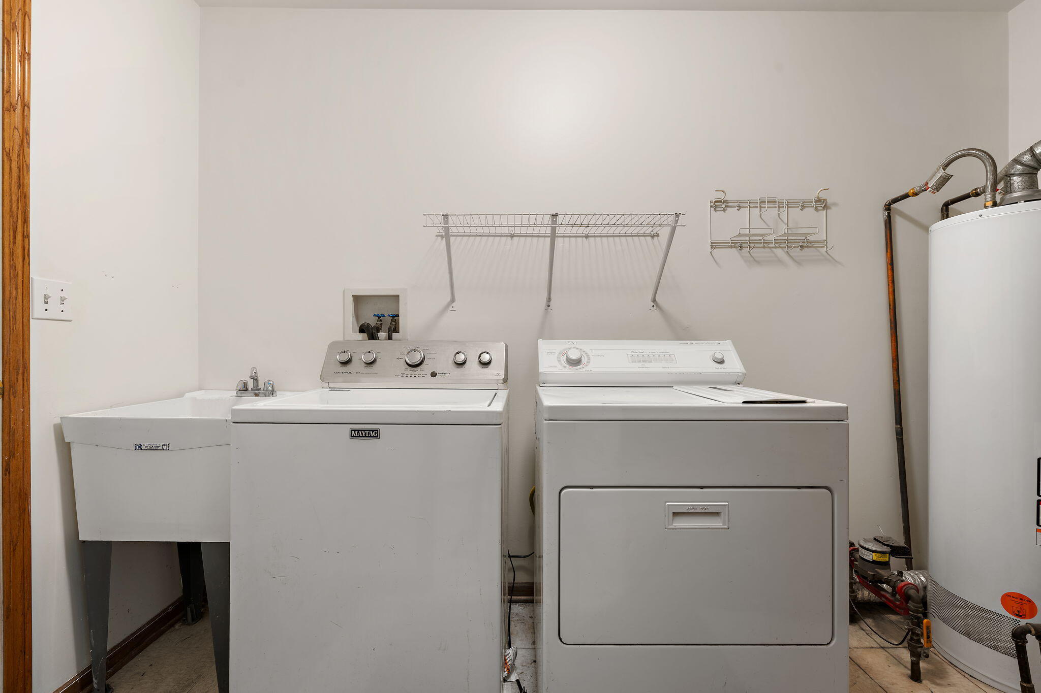 1995 Texas Street Chesterton, IN 46304 - Photo 23 of 28 a utility room with dryer and washer