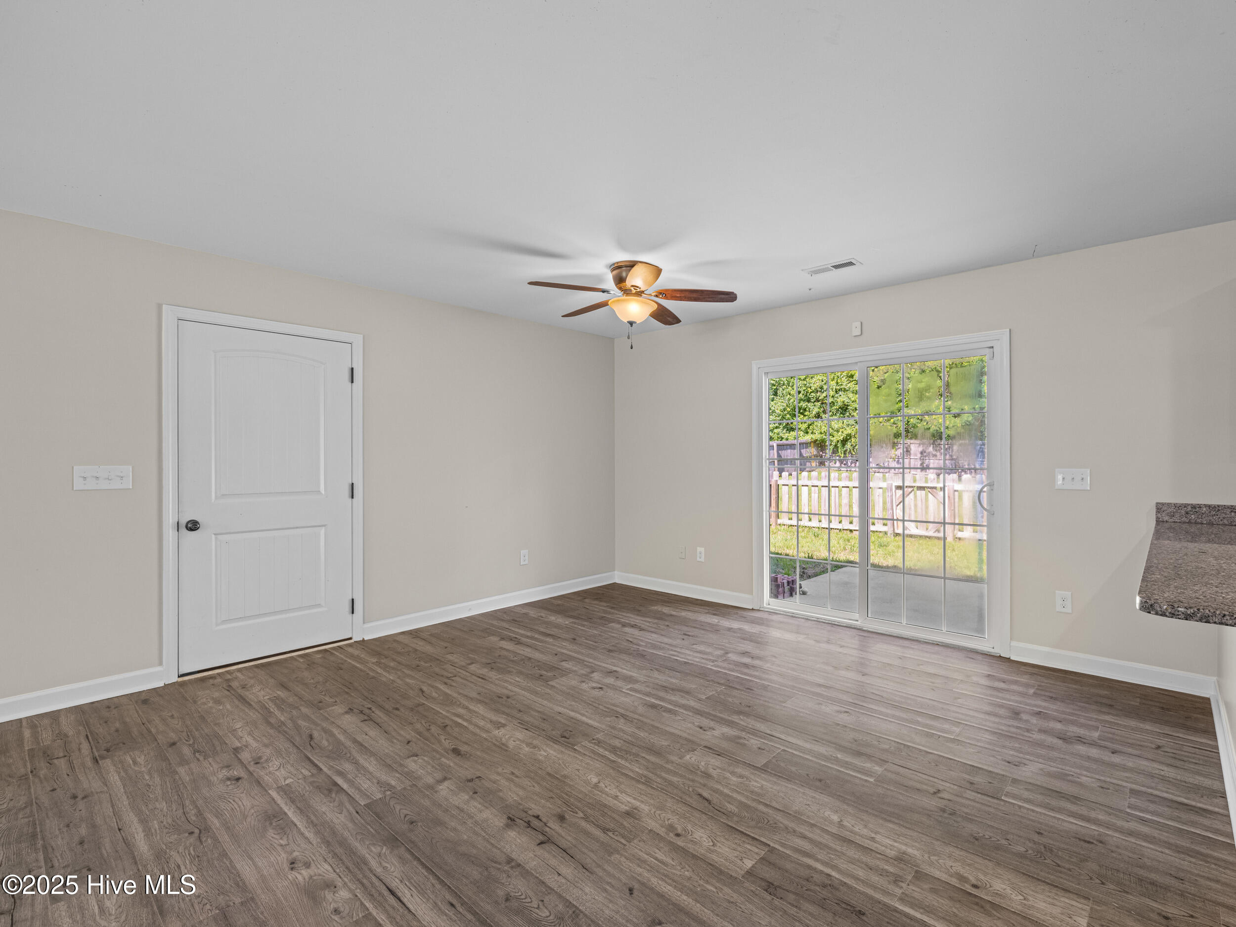 129 Fire Tower Road Richlands, NC 28574 - Photo 11 of 46 025a1390