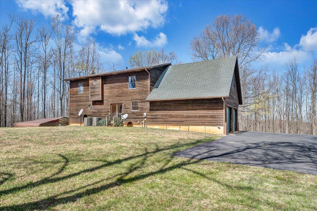 661 North Briar Mountain Road Callands, VA 24530 - Photo 41 of 61 056-MIB04002