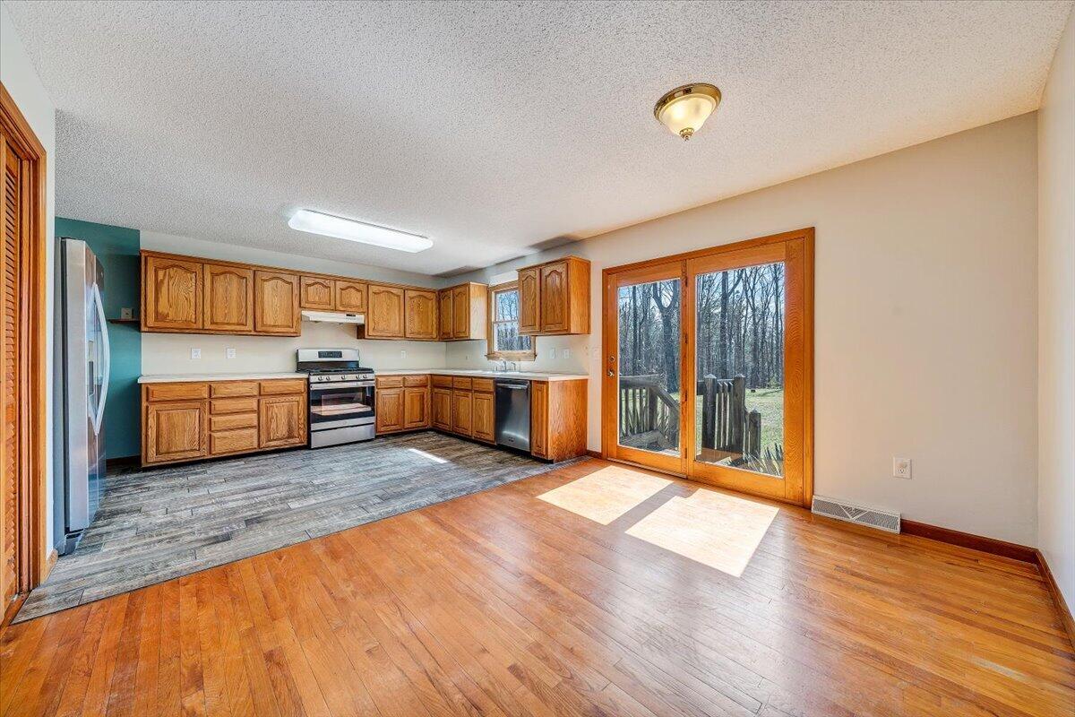 661 North Briar Mountain Road Callands, VA 24530 - Photo 10 of 61 017-MIB03864