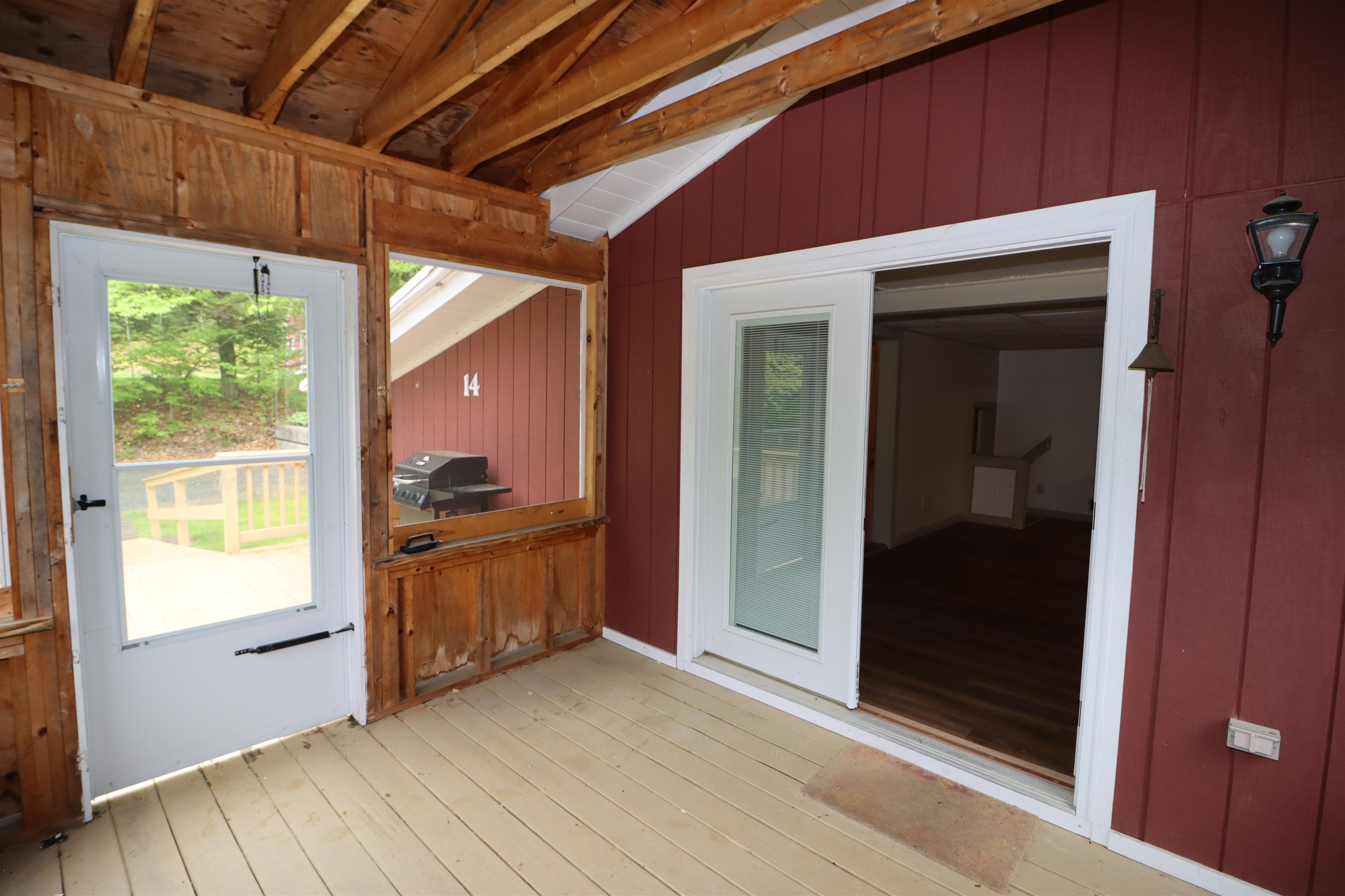 14-16 Spring Road Gorham, NH 03581 - Photo 5 of 39