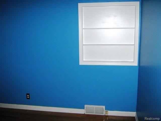 2199 Derby Road Troy, MI 48084 - Photo 14 of 15 Bedroom 3