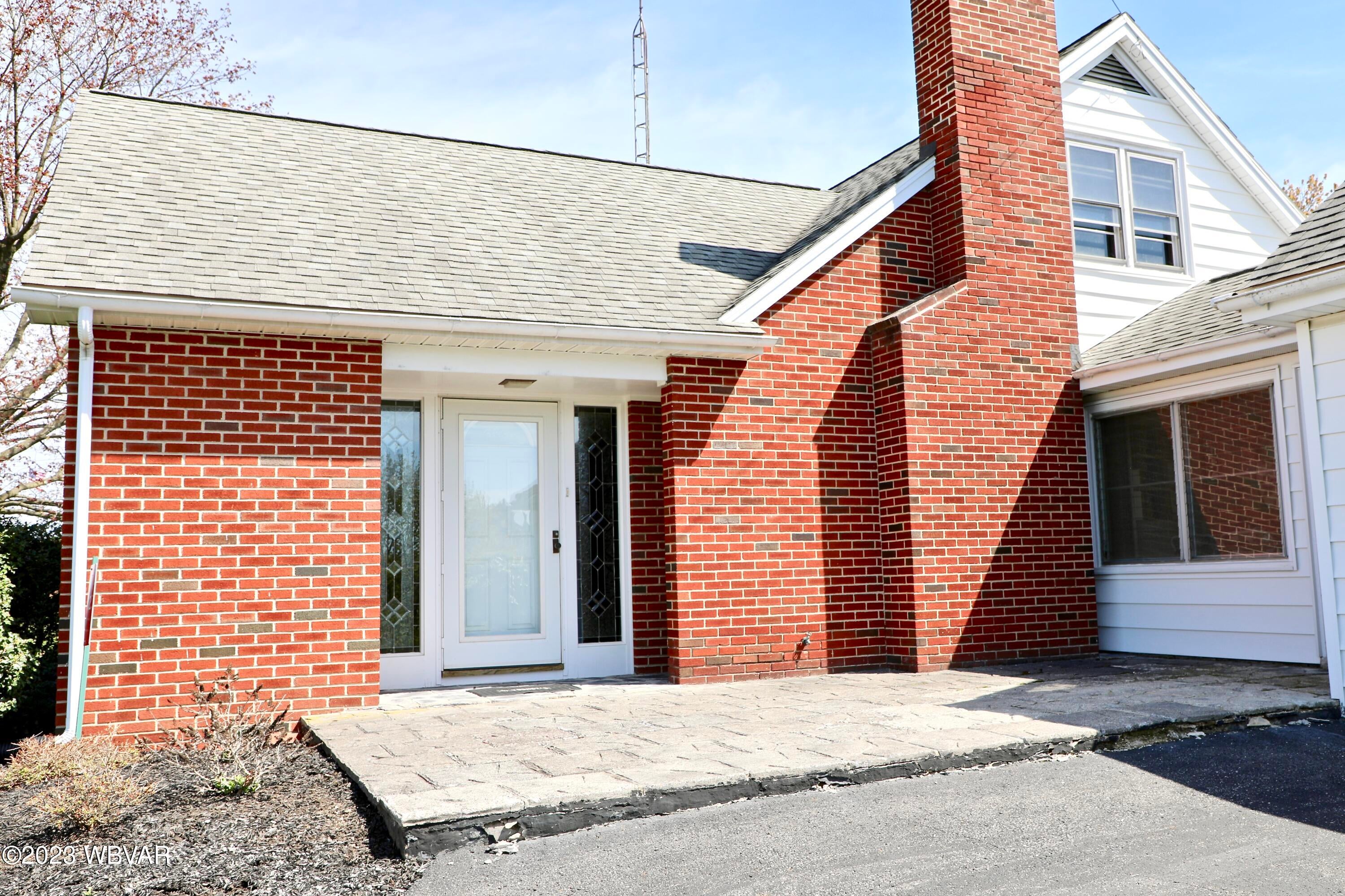 12 Rice Lane Williamsport, PA 17701 - Photo 4 of 20 Gallery Image 4
