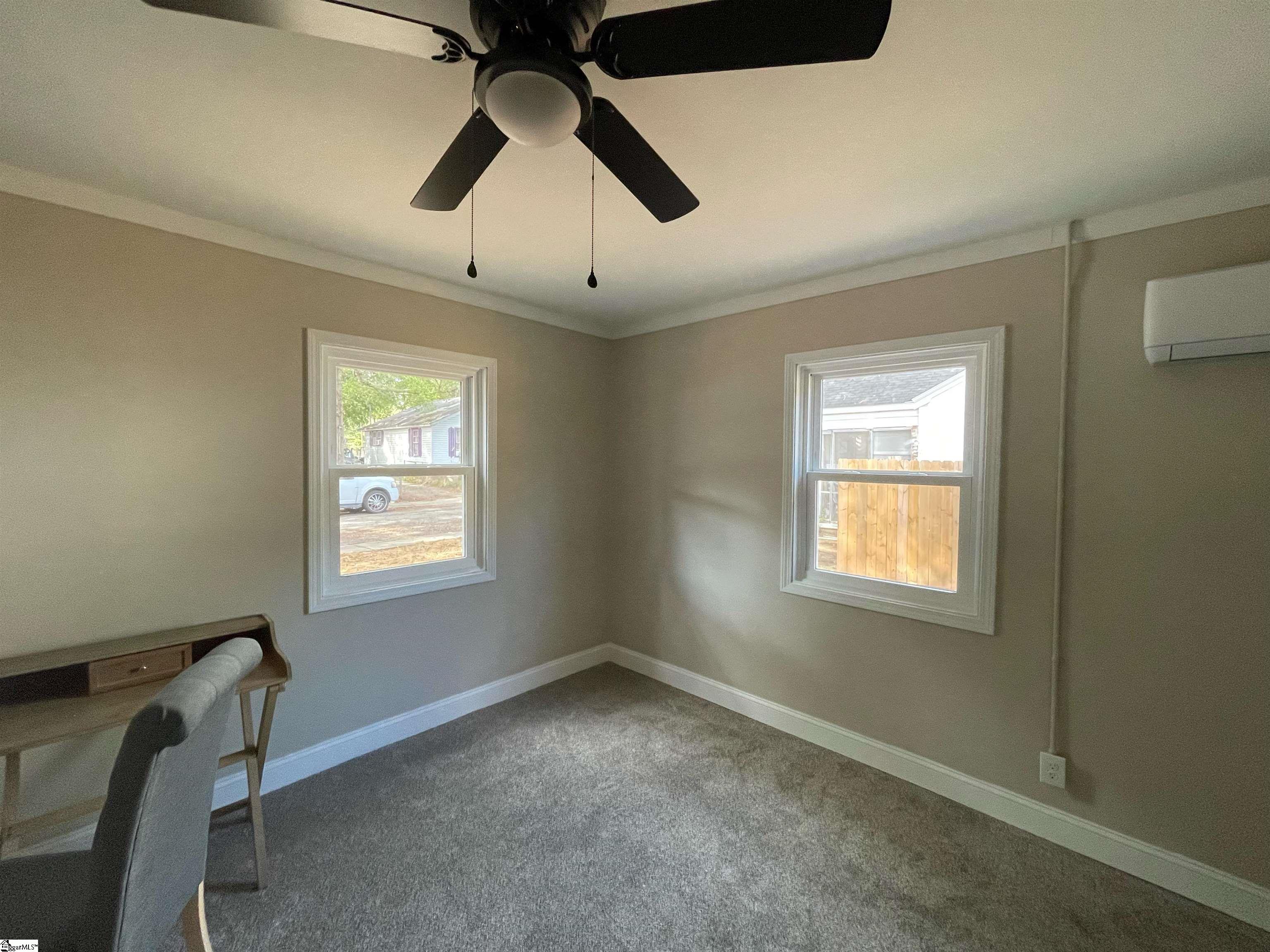 103 Locust Street Clinton, SC 29325 - Photo 6 of 16 Gallery Image 6