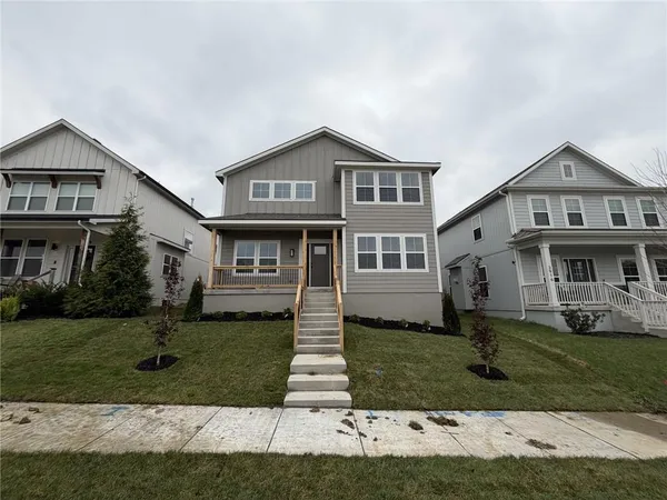 $489,000 | 3920 Southwest Stoney Brook Drive, Lee's Summit, MO 64082