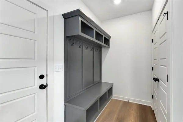 $499,000 | 3920 Southwest Stoney Brook Drive, Lee's Summit, MO 64082