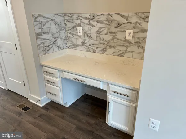 $4,100 | 2303 Liberty Loop, Herndon, VA 20171