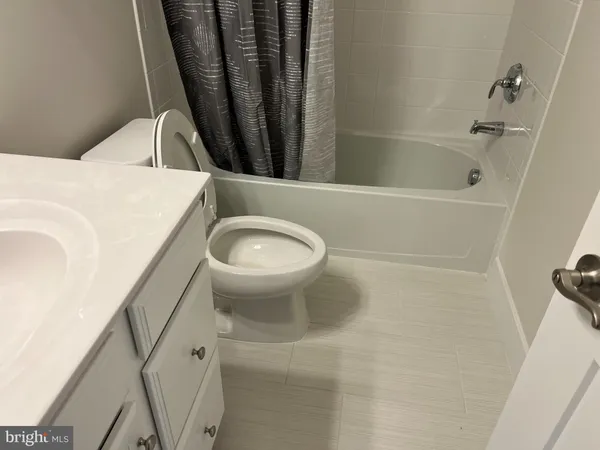 $4,100 | 2303 Liberty Loop, Herndon, VA 20171